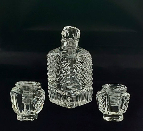 Square Whiskey Decanter & 2 Stepped Tumblers